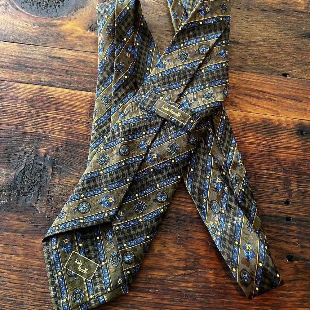 mens vintage Italo Ferretti 100% all silk classic luxury floral neck tie